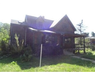 218 E River St, Orange, MA 01364