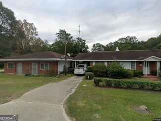 1038 Hatch Pkwy N, Baxley, GA 31513