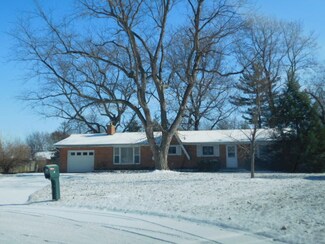 2 Welland Place, Champaign, IL 61821
