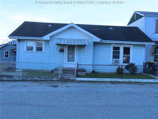406 86th St, Charleston, WV 25315