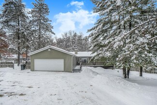 3915 Monroe Rd, Allegan, MI 49010