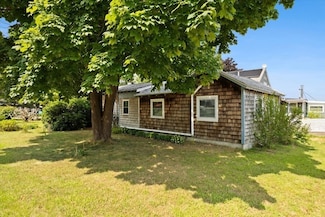 11 Winter St, West Wareham, MA 02576