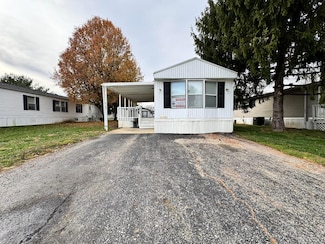 183 Cedar Cove, Ashville, OH 43103