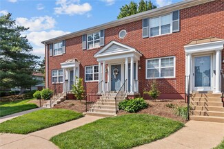 8925 Wrenwood Ln, Saint Louis, MO 63144