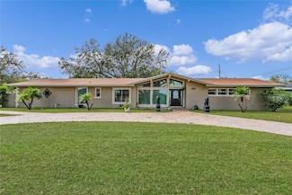 1407 Edgewater Beach Dr, Lakeland, FL 33805