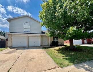 712 Hummingbird Trail, Saginaw, TX 76131