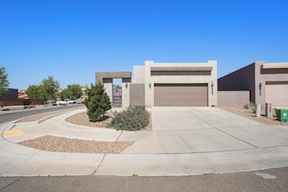1672 Tierra Verde Loop, Los Lunas, NM 87031