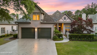 1814 Mews Dr, Wilmington, NC 28405