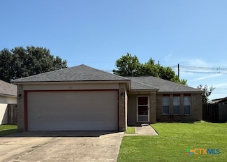 311 Clydesdale Ln, Victoria, TX 77904