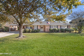 100 Pimlico St, Long Beach, MS 39560