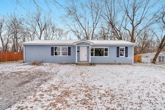 2722 W Madison St, Springfield, MO 65802