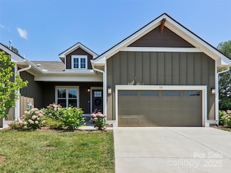23 Cozy Cottage Way, Arden, NC 28704