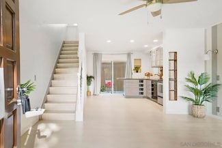 2772 Ariane Dr Unit 70, San Diego, CA 92117