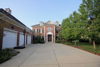1976 N Broadmoor Ln, Vernon Hills, IL 60061