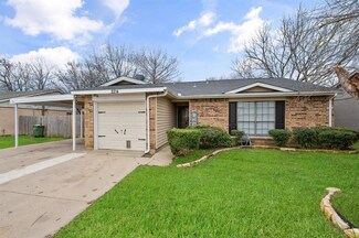 2214 Foxcroft Ln, Arlington, TX 76014