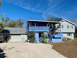 2918 Long Rifle Dr, Wimauma, FL 33598