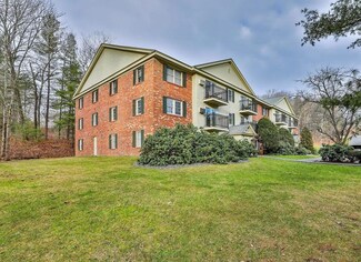 3 Oak Hill Ln Unit U304, Nashua, NH 03062