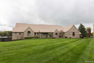 2833 Bullock Rd, Metamora, MI 48455