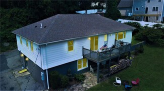 17 Starr St, Johnston, RI 02919
