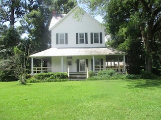 1049 Hancock St, Metcalf, GA 31792