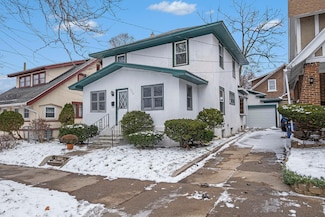 720 Giddings Ave SE, Grand Rapids, MI 49506