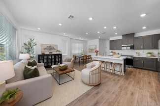 766 Makani St Unit 1, Chula Vista, CA 91911