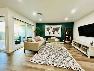 14142 Via Posada Unit 29, Tustin, CA 92780