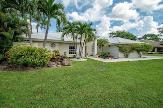 13660 Folkestone Ct, Wellington, FL 33414