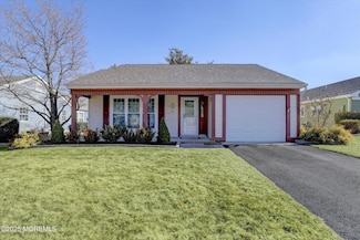 35 Twyford Ln, Manchester, NJ 08759