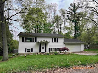 7744 Clairmont Rd, Onsted, MI 49265
