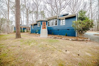 2503 Gemena Rd, Chapel Hill, NC 27516