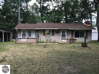 3656 Indian Lake Rd, National City, MI 48748