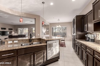 41638 N Emerald Lake Dr, Anthem, AZ 85086