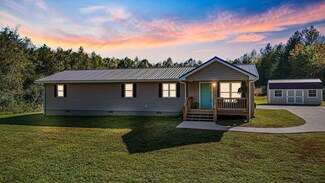 1270 Jacob Dr, Soddy Daisy, TN 37379