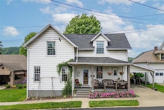 115 W Grandview Ave, Zelienople, PA 16063