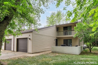 17454 Dunewood Ct Unit C, Spring Lake, MI 49456