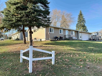 163 N Kossuth St, Berlin, WI 54923