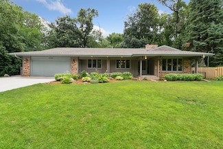 4734 Westgate Rd, Minnetonka, MN 55345