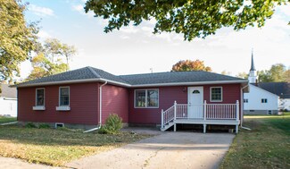 60 Beech St E, Trimont, MN 56176
