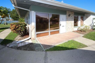 4323 Tahitian Gardens Cir Unit H, Holiday, FL 34691