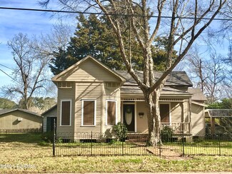 602 N Louisiana St, Abbeville, LA 70510