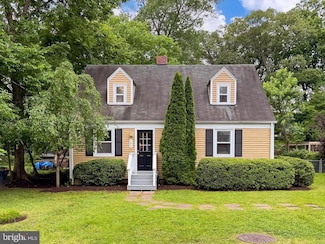 503 Randolph St, Falls Church, VA 22046