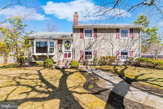 1123 Simpson Ave, National Park, NJ 08063