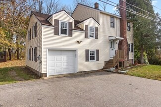 8 Pleasant St, Brookfield, MA 01506