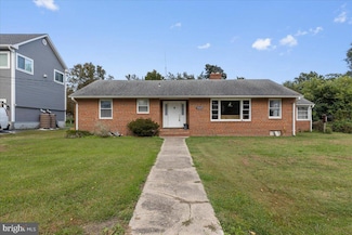 5563 Gloucester St, Churchton, MD 20733