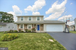 11 Edgemont Ln, Newmanstown, PA 17073
