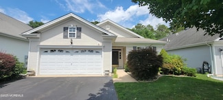 58 Marlow Dr, Jackson, NJ 08527
