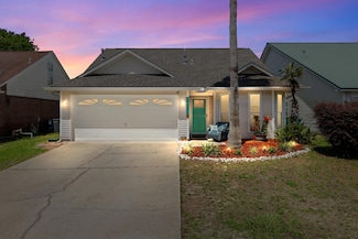 932 Claeven Cir, Fort Walton Beach, FL 32547