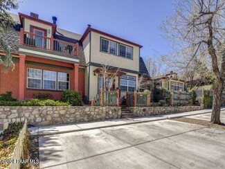 325 E Union 'The Townhouse' St, Prescott, AZ 86303