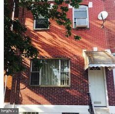 813 Mckean St, Philadelphia, PA 19148